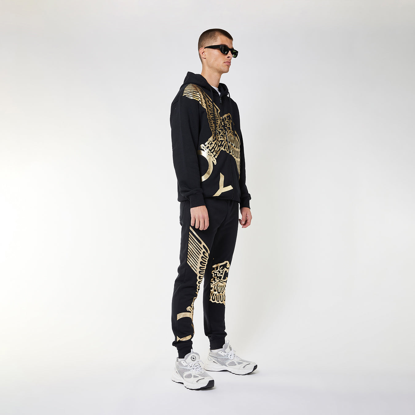 BOY WINGSPAN ZIP HOODIE BLACK GOLD