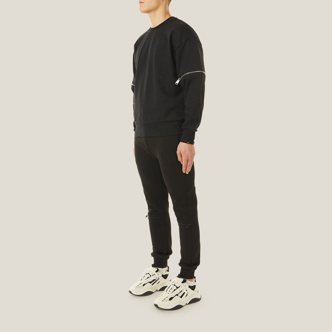 ZIPPED UP SWEATSHIRT - BLACK